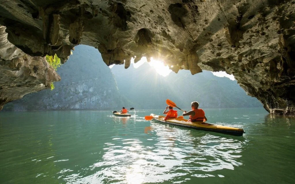 15 Days Halong Bay Kayaking Tour To Climb Fansipan Peak and Visit Ban Ho Village